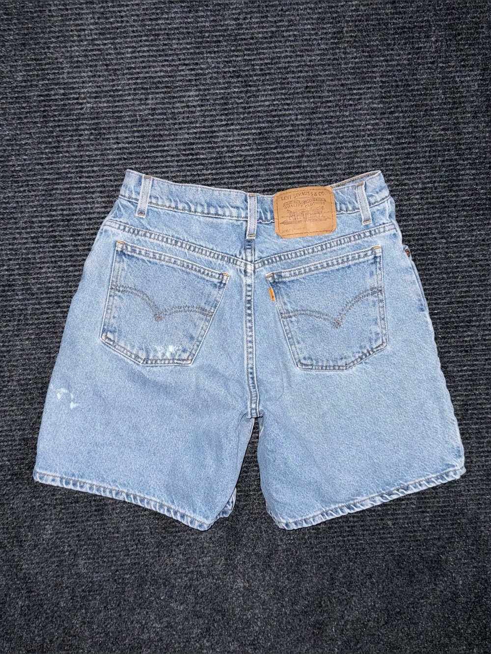 Vintage 90s Levi’s 951 Relaxed Fit Denim Shorts Women’s 10 / 28 Orange Tab Jorts